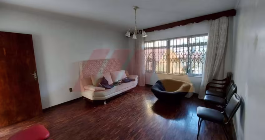 Sobrado casa para locação e venda no Jardim São Paulo - 3 dormitórios, 1 suíte e 3 vagas de garagem