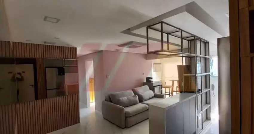 Apartamento a venda, 02 dormitórios, 01 suíte,  varanda gourmet, 01 vaga  de garagem.