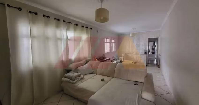 Sobrado de 3 dormitórios e 2 suítes à venda no horto florestal com 250m²