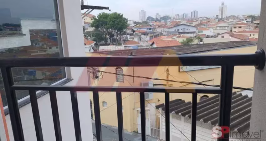 Casa em condomínio fechado com 2 dormitórios, 50 metros e vaga de garagem opcional.