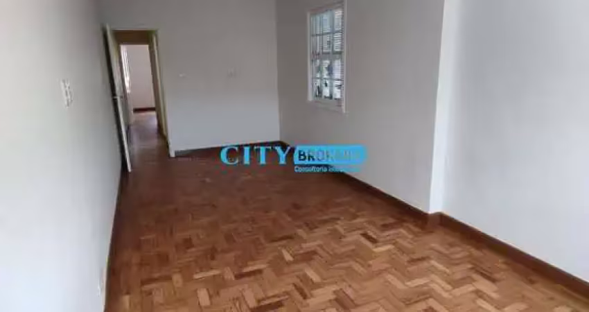 Casa com 2 quartos para alugar na Avenida Água Fria, --, Água Fria, São Paulo