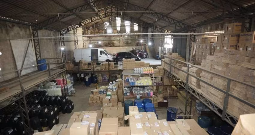 Barracão / Galpão / Depósito à venda na Rua Santa Angelina, --, Vila São Rafael, Guarulhos