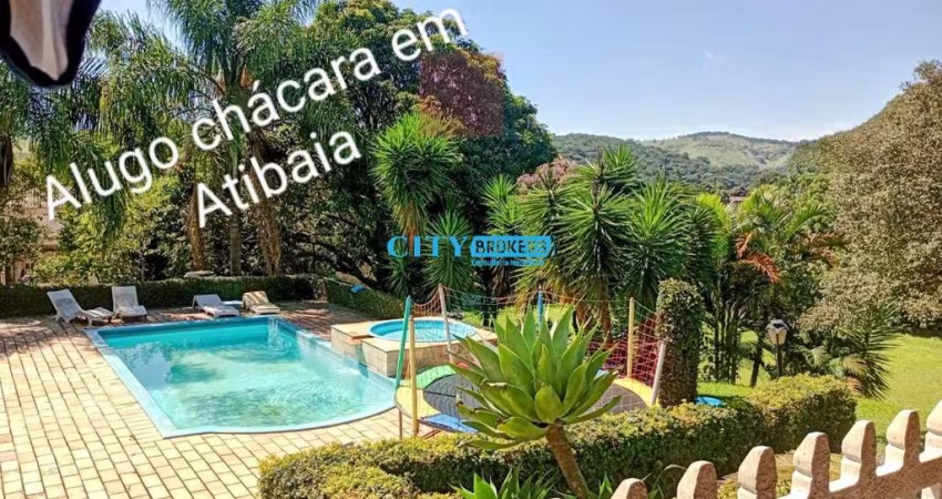 Chácara / sítio com 5 quartos para alugar na Carlos Affonso Nicoliello, --, Jardim Maracanã, Atibaia