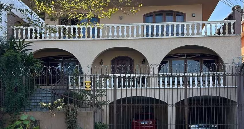 Casa Alto Padrão para Venda em Guabirotuba Curitiba-PR