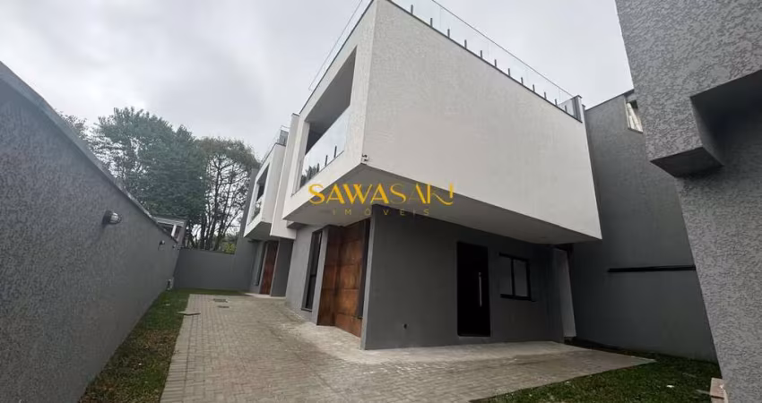 Sobrado à venda no bairro Uberaba - Curitiba/PR