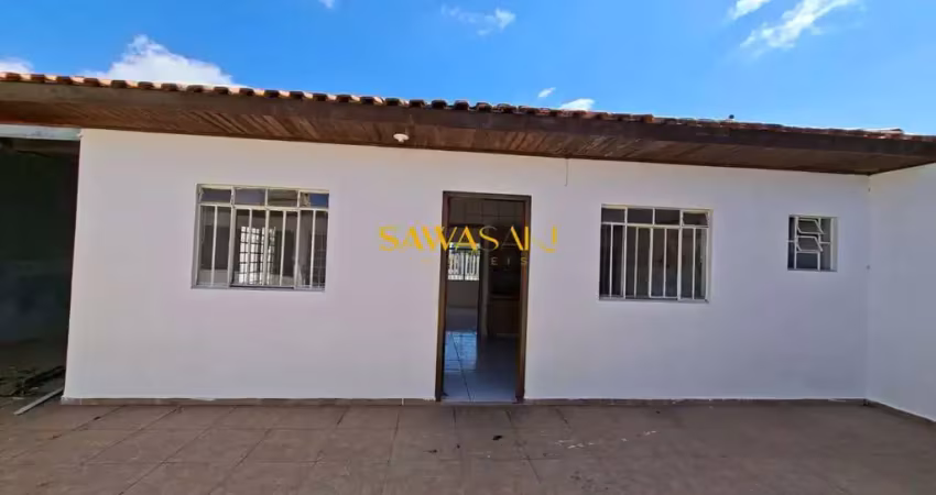 Casa com 3 quartos para alugar na Rua Dirceu José Guimarães, 82, Boqueirão, Curitiba