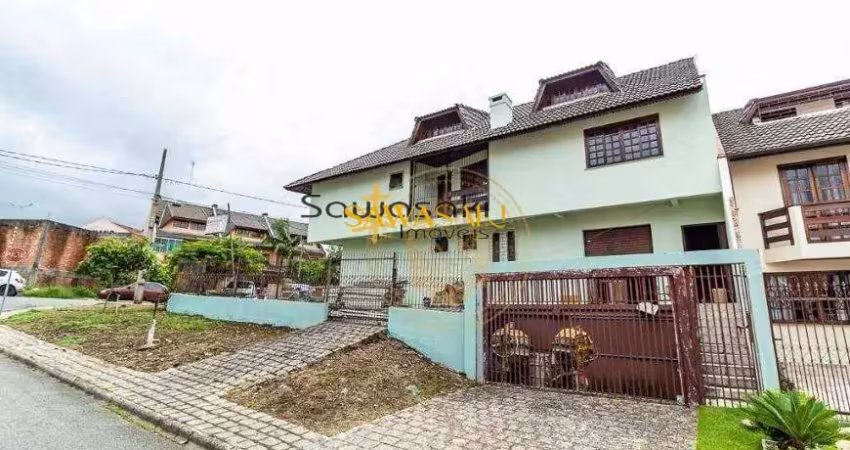 Casa com 4 quartos para alugar na Rua General Adalberto Gonçalves de Menezes, 124, Tarumã, Curitiba