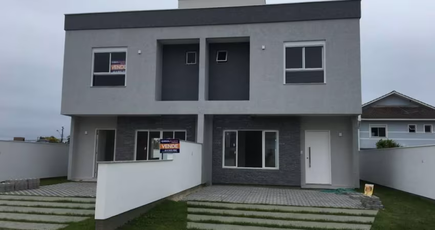 Casa de 3 dormitórios e 3 suítes em Cachoeira do Bom Jesus - Florianópolis por R$ 1.295.800 - Confira!