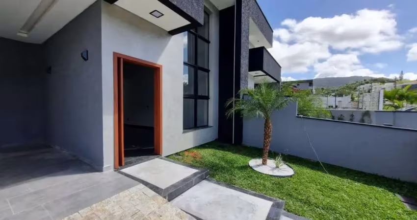 Casa sofisticada na praia dos ingleses em loteamento com ótima localização - 3 dormitórios, 1 suíte, 3 banheiros - venda por r$ 870.000