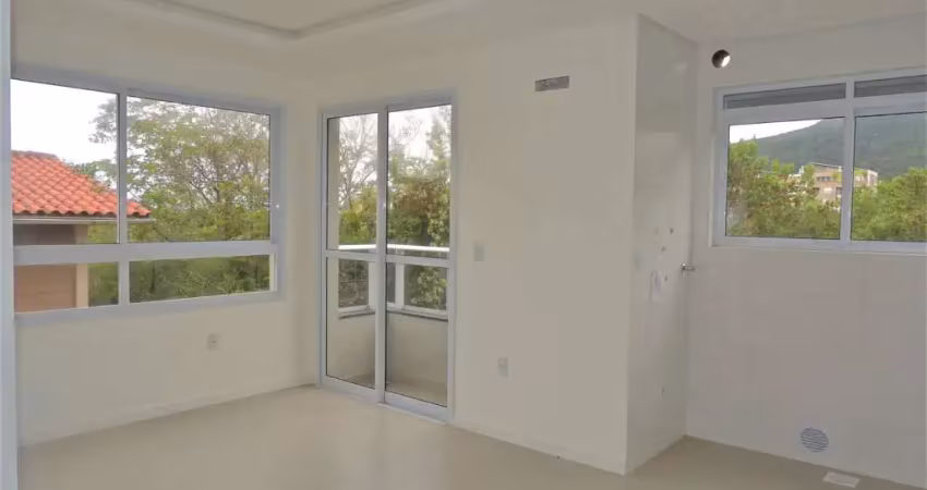 Venda de Apartamento em Santinho, Florianópolis - 60m², 2 Dorms