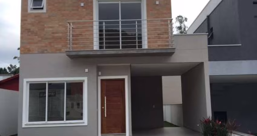 Casa de 3 dormitórios em Recanto dos Açores - Florianópolis | 130m² | 3 suítes | R$1.295.800,00 para venda