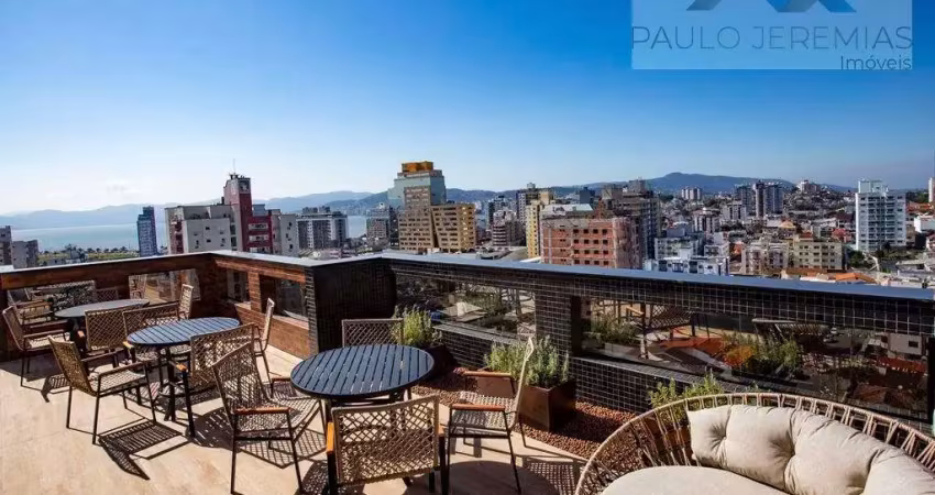 Descubra este apartamento de 3 dormitórios e 3 suítes em Canto, Florianópolis. Área útil de 129,14 m² por R$ 1.800.000!