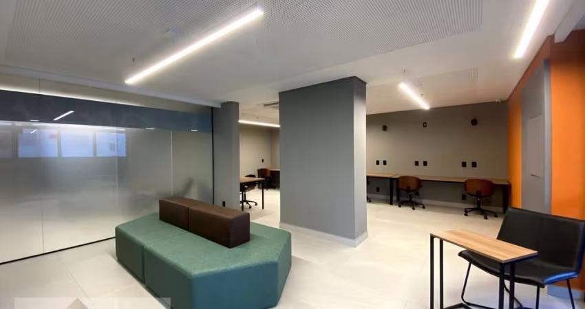 Studio em Trindade - Florianópolis, SC por 1