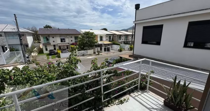 Casa à venda em são joão do rio vermelho, florianópolis: 2 dorms, 1 suíte, 2 banheiros por r$780.000.