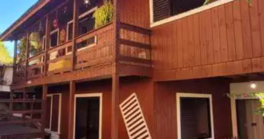 Casa à venda na barra do sambaqui, florianópolis: 6 dormitórios, 2 suítes, 184m², por r$530.000. confira!
