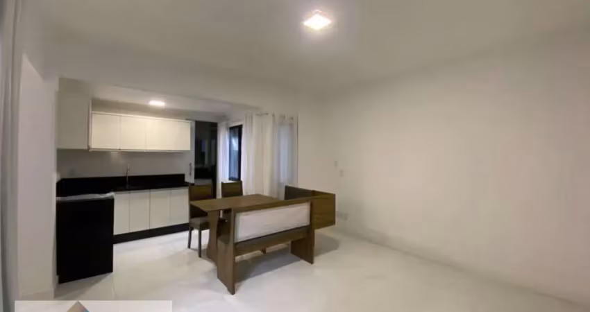 Studio para alugar no centro de florianópolis, 32m², 1 dorm, r$2500