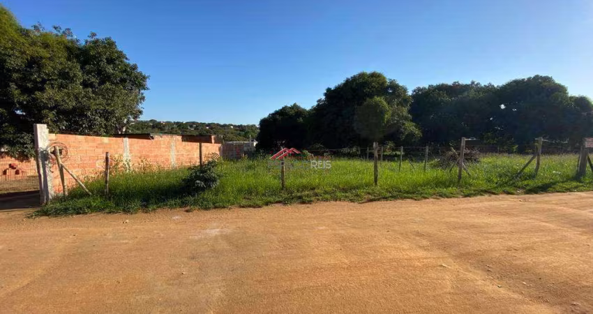 Terreno medindo 360 m² na Rasa por R$ 80.000,00