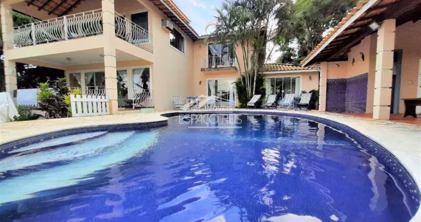 Casa à venda, 7 quartos, 7 suítes, 3 vagas, Ferradura - Armação dos Búzios/RJ