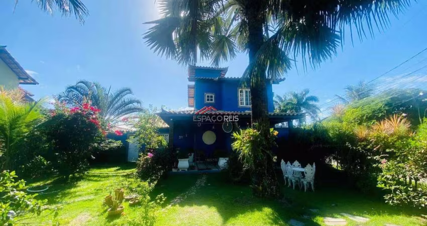 Linda casa com 5 suítes próximo a praia,no bairro Manguinhos!