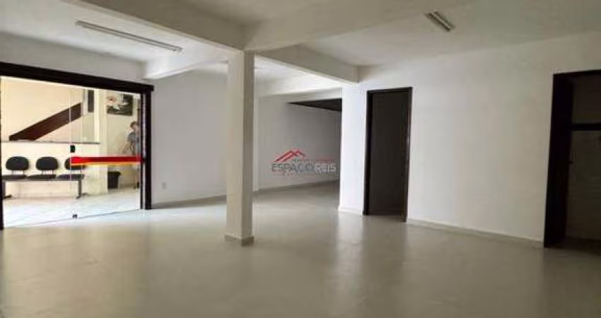 Loja para alugar em Manguinhos com 65m²