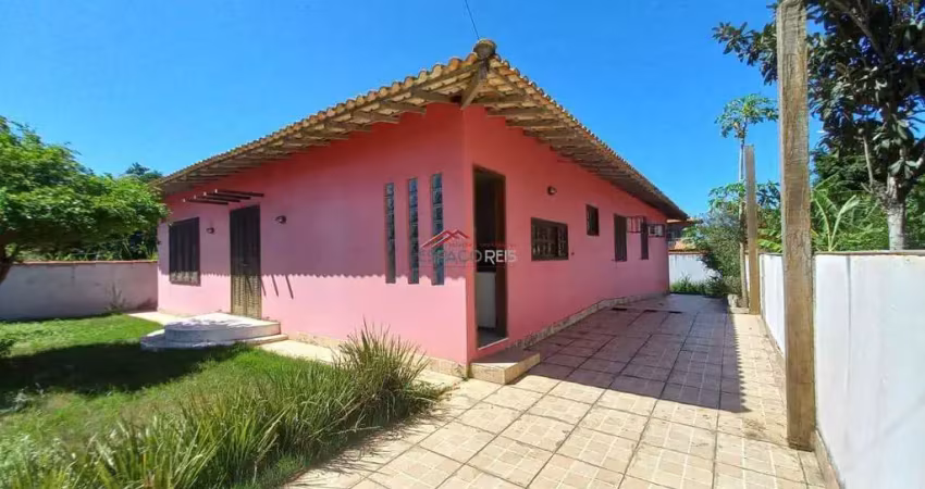 Casa à venda com 3 quartos dentro de condomínio em Caravelas Buzios