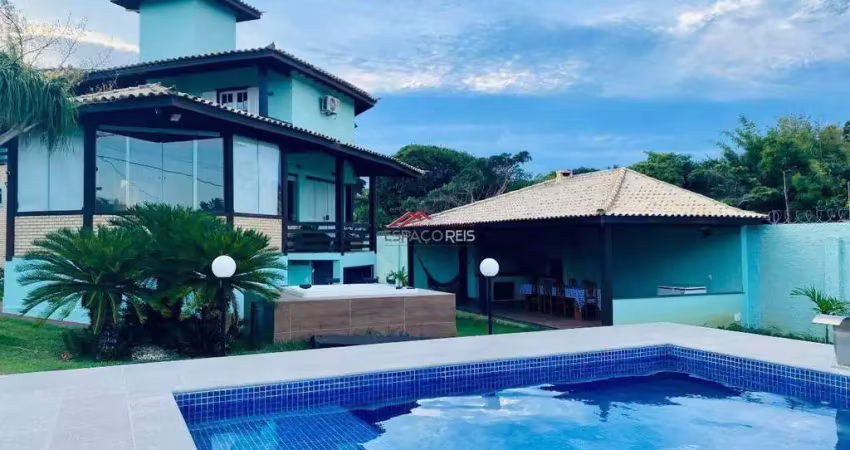 Casa à venda, 4 quartos, 3 suítes, 5 vagas, ferradura.