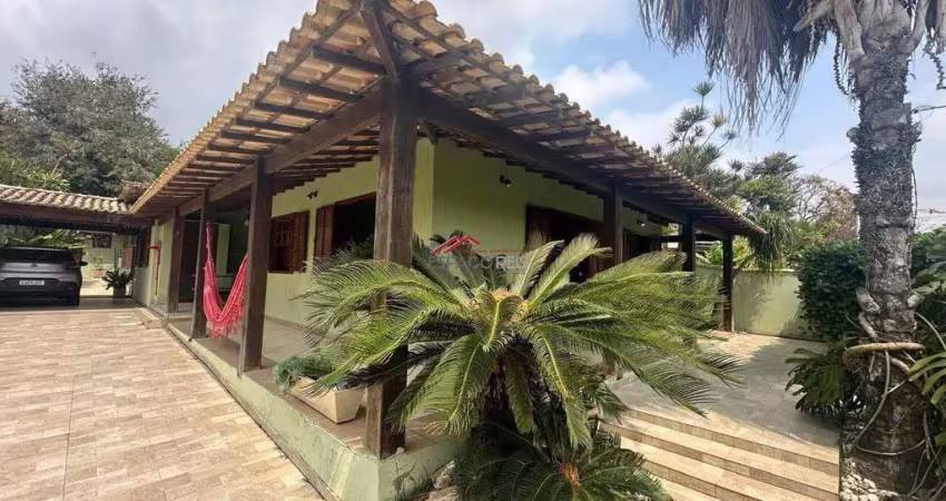 Casa em condomínio locação fixa 4 quartos no bairro caravelas!