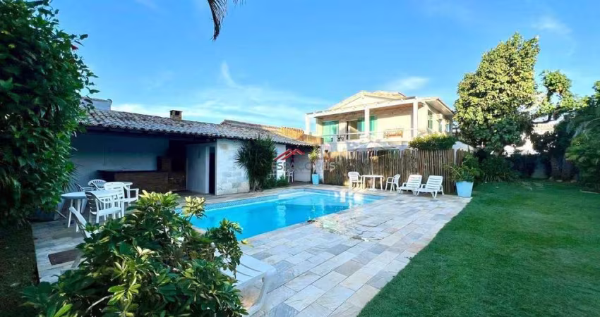 Casa de Condomínio 2 Suítes Praia Rasa Búzios