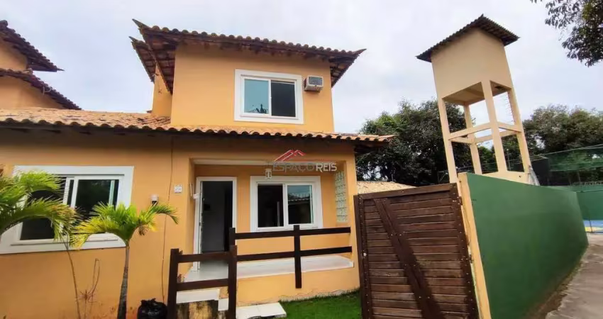 Casa para locação anual com 04 quartos a 100 metros da praia na rasa