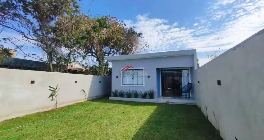 Casa à venda com 02 quartos a poucos minutos da praia de tucuns