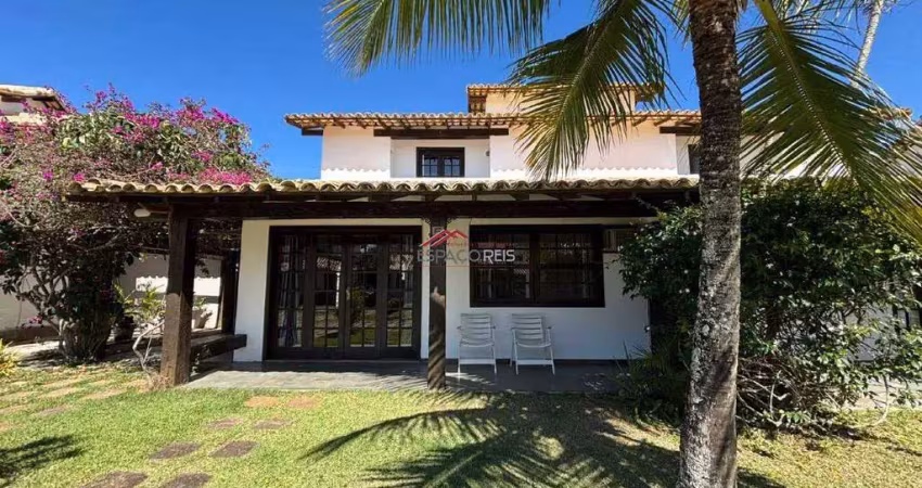 Casa de locação anual com 4 quartos dentro de condomínio na baía formosa em buzios