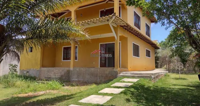 Casa à venda com 5 quartos independente na vila verde em buzios