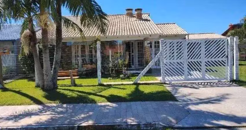 Casa à venda no centro de Imbé