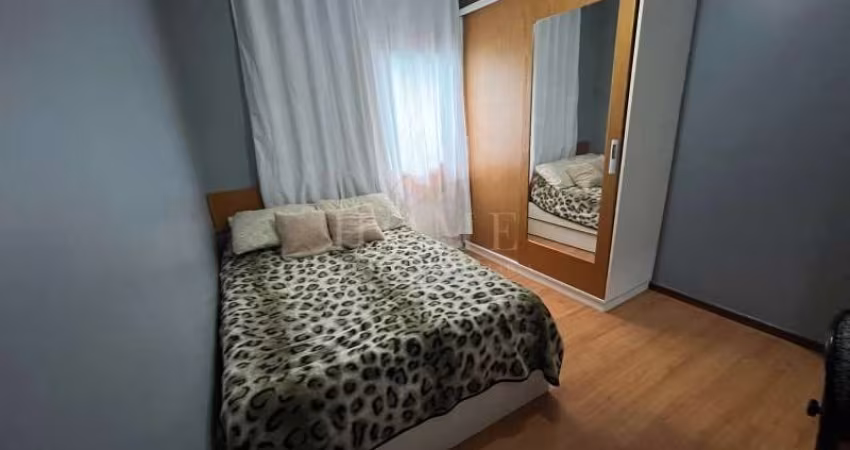 CASA COM 3 DORMITORIOS, 1 SUITE BEM LOCALIZADA!
