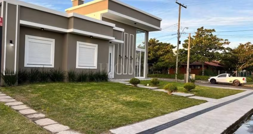 CASA COM 3 DORMITORIOS!