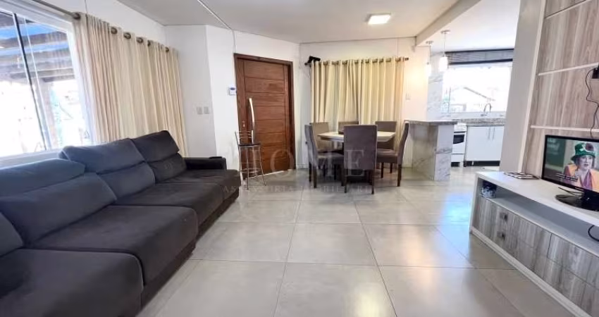CASA BEM LOCALIZADA NO BAIRRO ZONA NOVA!