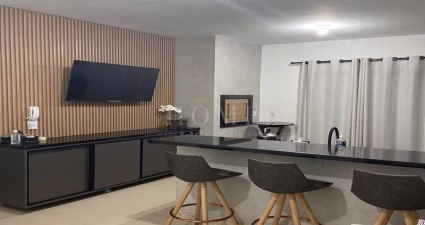 OPORTUNIDADE IMPERDÍVEL: APARTAMENTO BEM LOCALIZADO À VENDA