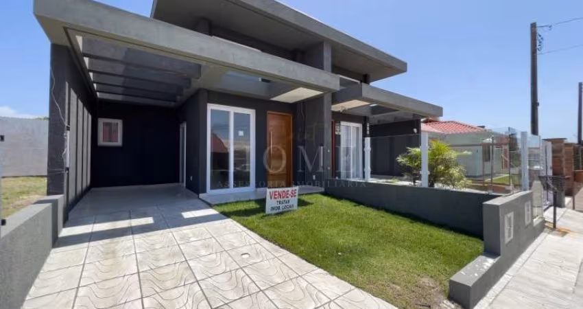 CASA COM 3 DORMITÓRIOS!