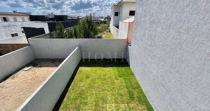 CASA COM 2 DORMITORIOS!