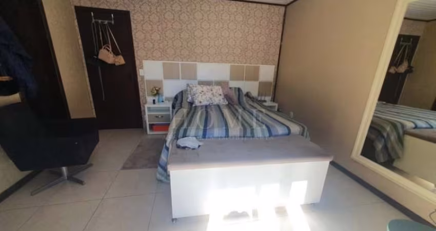 CASA COM 3 DORM ZONA NOVA