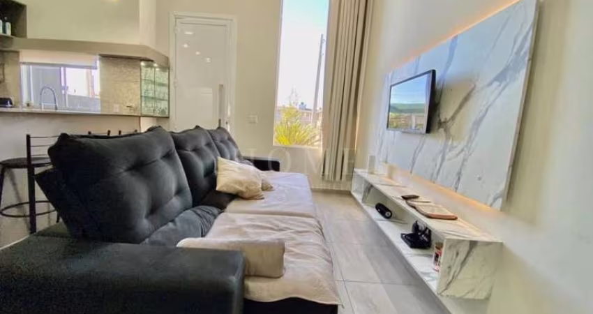 CASA COM 2 DORM SENDO 1 SUITE