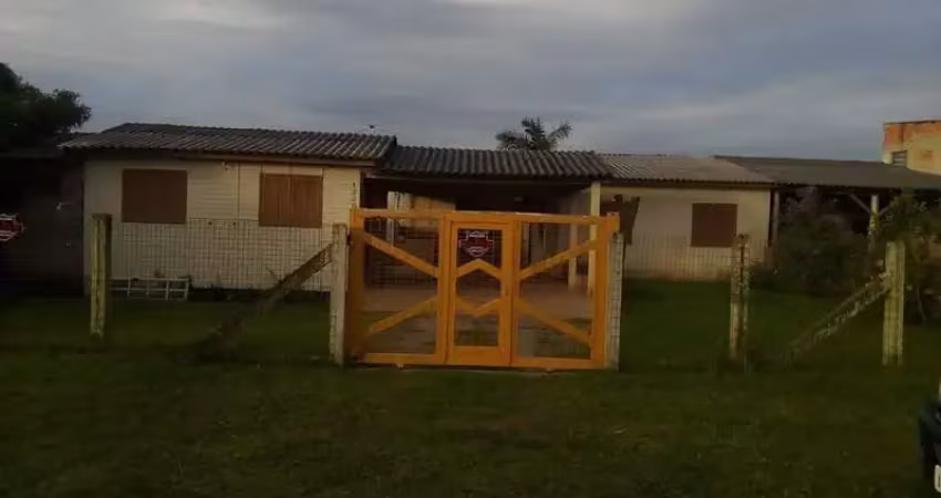 Duas casas no mesmo terreno em imbé – bairro mariluz