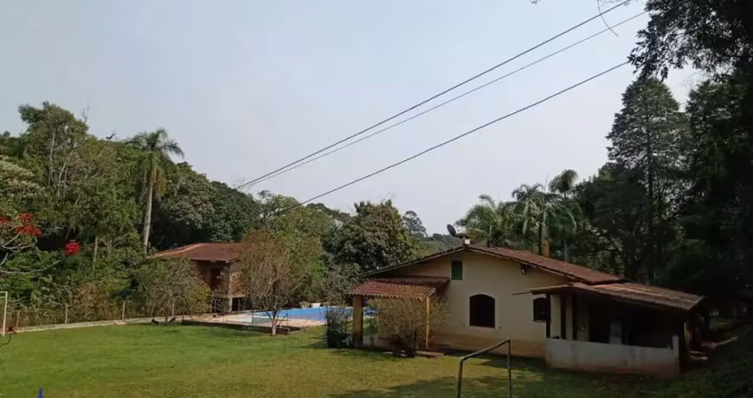 EXCELENTE CHÁCARA DE 8.500 M²/ CASA SEDE/PISCINA À VENDA EM ITAPECERICA DA SERRA POR R$ 869.000,00