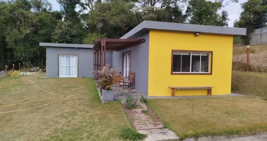 Linda chácara de 1.000 m²/casa sede/piscina/espaço gourmet à venda em ibiuna