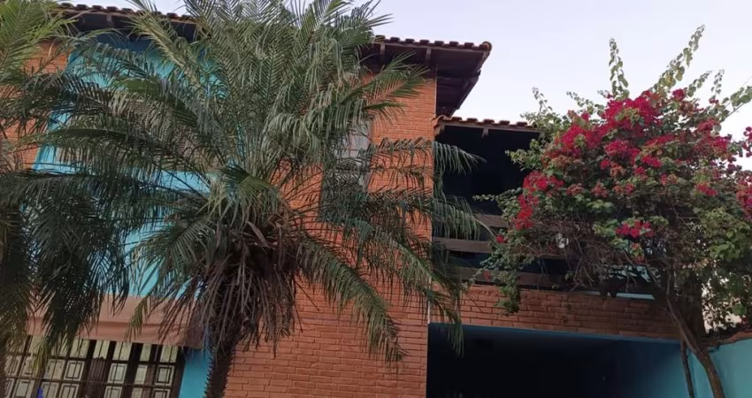 EXCELENTE SOBRADO COM 320 M²/4 DORMITÓRIOS/ESPAÇO GOURMET/2 VAGAS À VENDA NO PARQUE CRUZEIRO DO SUL