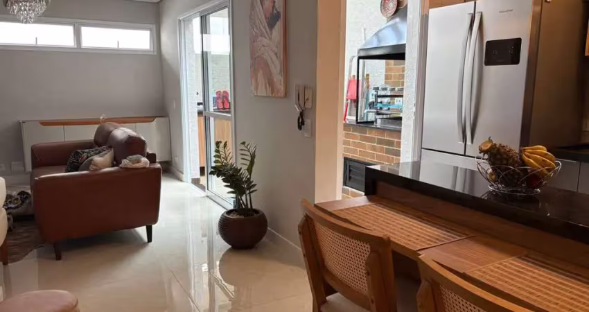 Sobrado com 81 m²/2 suites/varanda/2 vagas à venda na vila santa clara