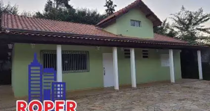 Excelente chácara de 6.326 m²/casa sede/ lago à venda em arujá