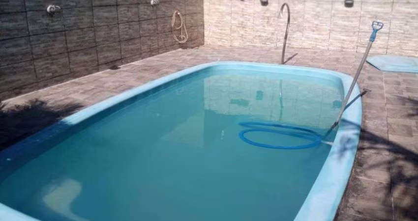 Casa para Venda em Mongaguá, Verde Mar, 2 dormitórios, 1 suíte, 2 banheiros, 2 vagas