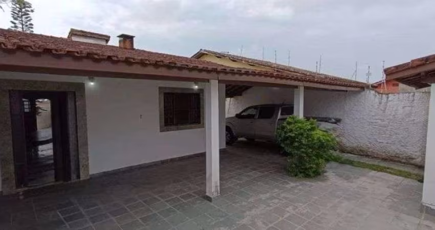 Casa para Venda em Itanhaém, Jardim Grandesp, 2 dormitórios, 1 suíte, 2 banheiros, 6 vagas