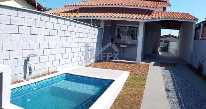 Casa para Venda em Itanhaém, Jardim Guacyra, 2 dormitórios, 1 suíte, 1 banheiro, 3 vagas